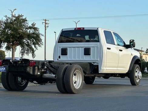 New 2026 RAM 5500 Tradesman w/ Chrome Appearance Group AWD/4WD image 4