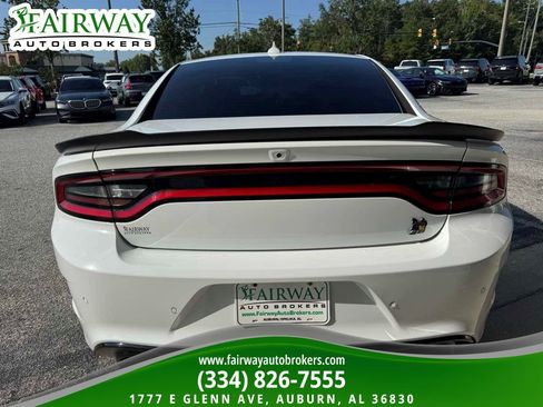 Used 2022 Dodge Charger Scat Pack w/ Plus Group RWD image 7