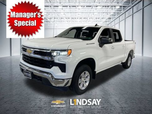 Certified 2026 Chevrolet Silverado 1500 LT AWD/4WD image 1