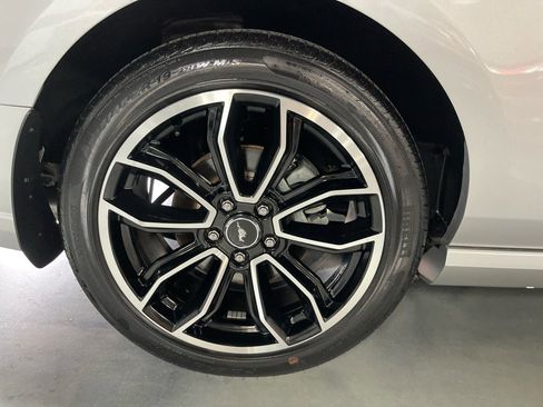 Used 2013 Ford Mustang GT Premium image 19