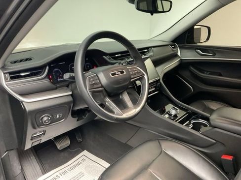 Used 2021 Jeep Grand Cherokee L Limited image 11