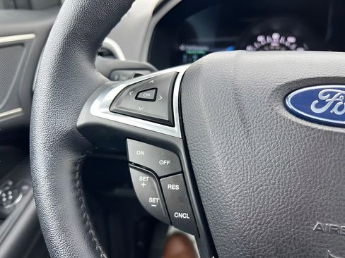Used 2022 Ford Edge SEL w/ Convenience Package AWD/4WD image 29
