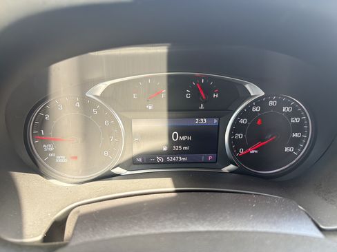 Used 2024 GMC Terrain SLT AWD/4WD image 21
