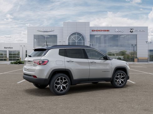 New 2026 Jeep Compass Limited AWD/4WD image 30