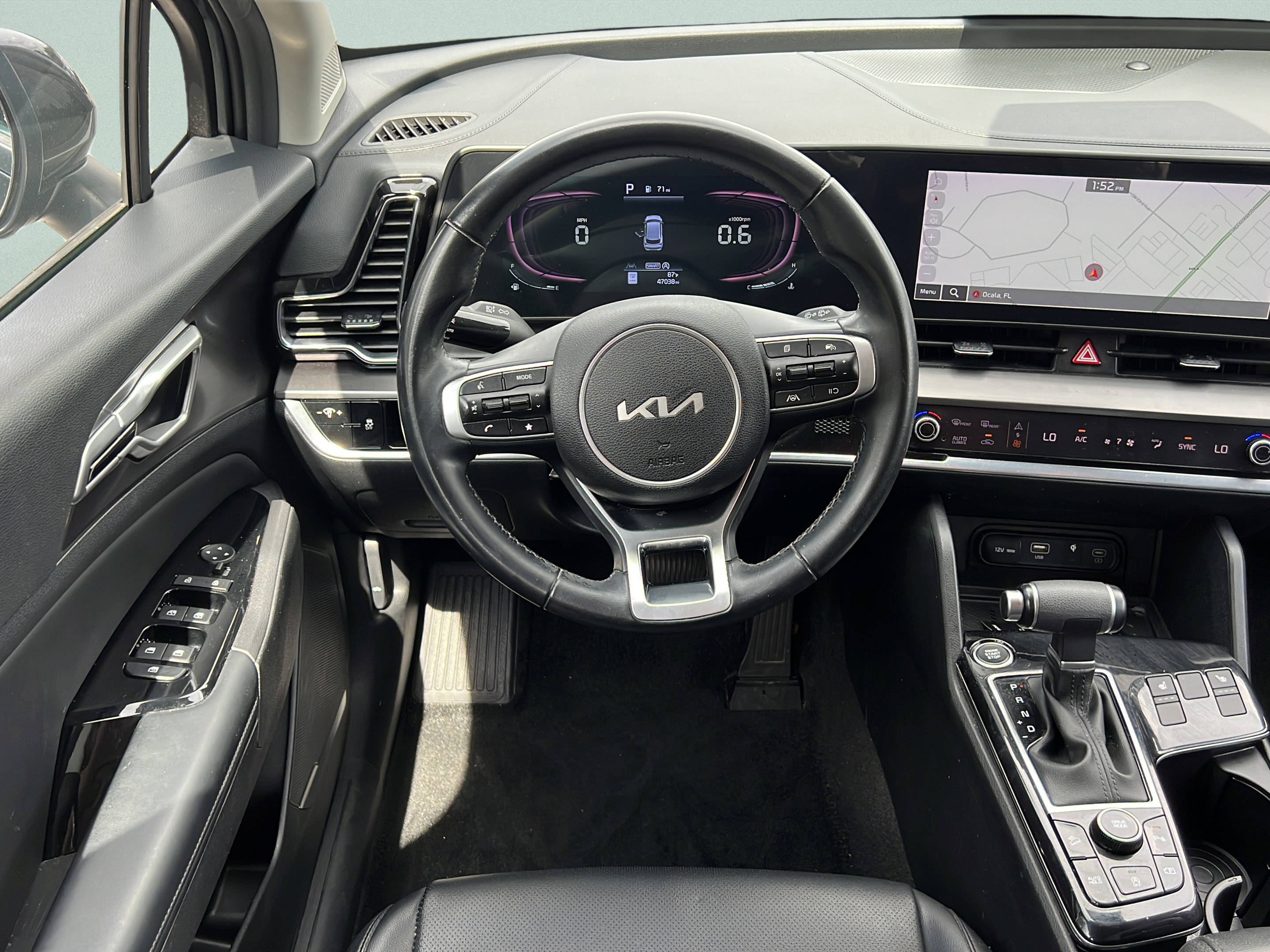 Certified 2024 Kia Sportage EX FWD image 12