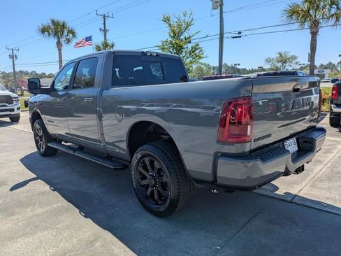 New 2026 RAM 2500 Laramie AWD/4WD image 6