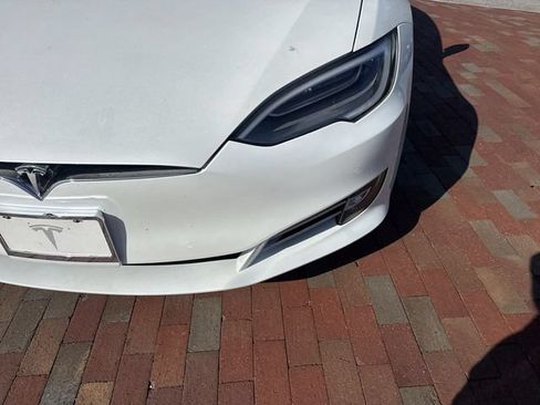 Used 2019 Tesla Model S Long Range AWD/4WD image 24