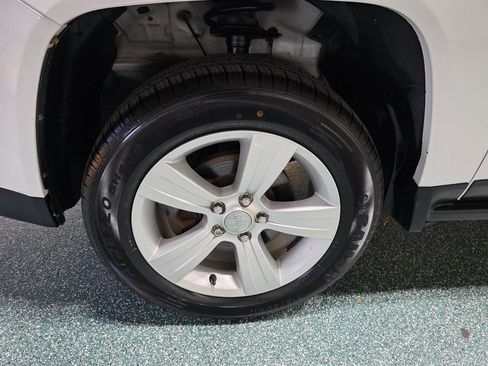 Used 2016 Jeep Compass Sport w/ Power Value Group image 12