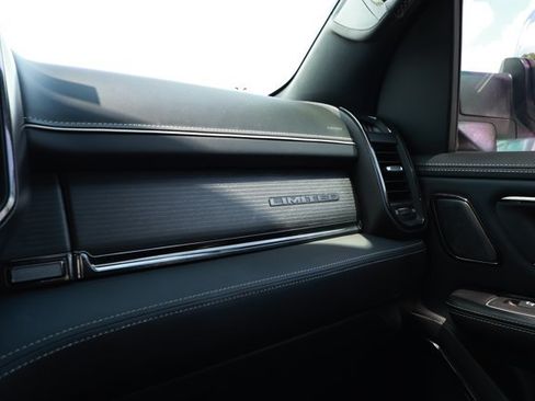 Used 2022 RAM 1500 Limited AWD/4WD image 32