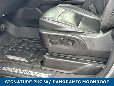Used 2021 Chevrolet Tahoe LT w/ LT Signature Package AWD/4WD image 17