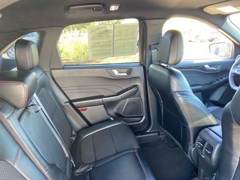 Used 2025 Ford Escape ST-Line FWD image 16