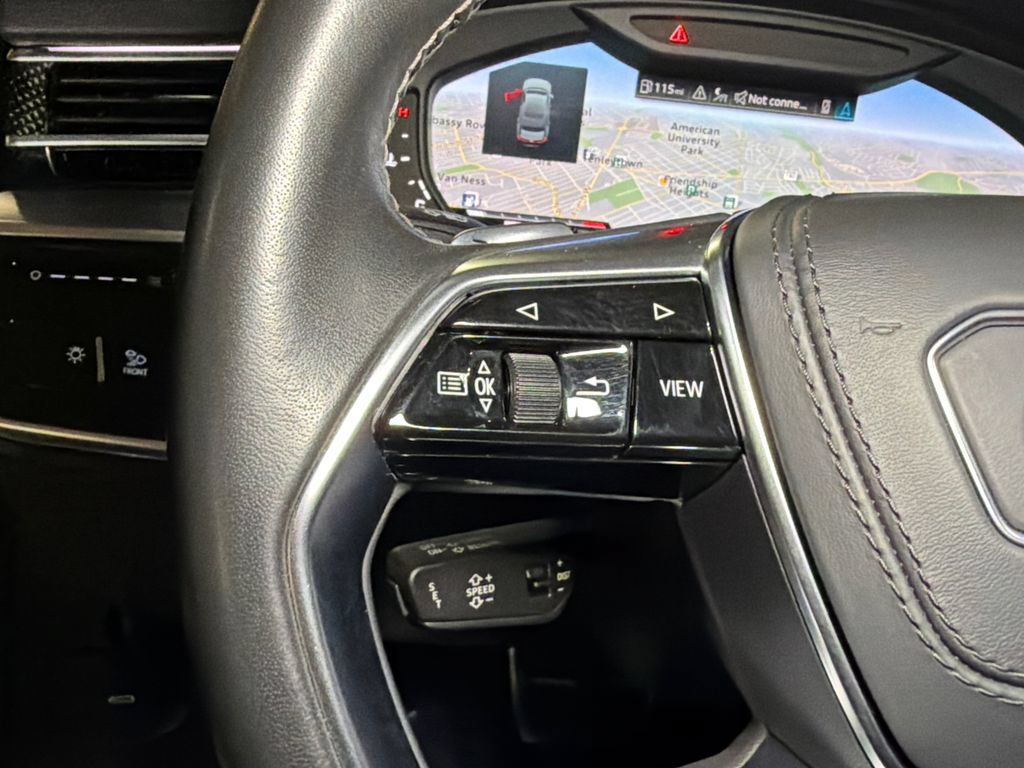 Used 2020 Audi S8 L w/ S8 Executive Package AWD/4WD image 26