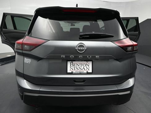 Used 2024 Nissan Rogue S FWD image 10