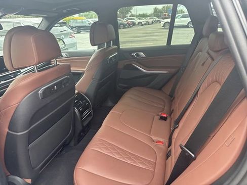 Certified 2024 BMW X5 xDrive50e w/ Premium Package AWD/4WD image 15