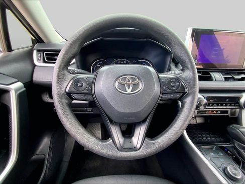 Used 2025 Toyota RAV4 XLE w/ Convenience Package AWD/4WD image 10