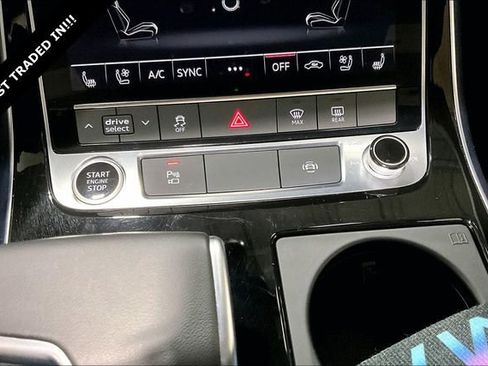 Used 2025 Audi Q7 3.0T Premium Plus image 23