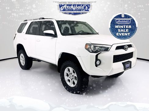 Used 2019 Toyota 4Runner SR5 image 1