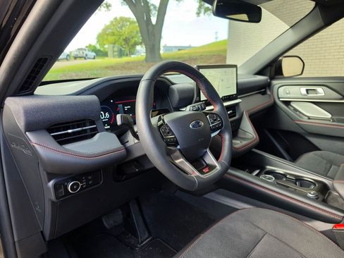 Used 2025 Ford Explorer ST w/ Sun And Sound Package image 26