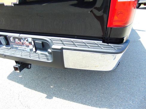 Used 2010 Chevrolet Silverado 1500 LT w/ Interior Plus Package AWD/4WD image 27