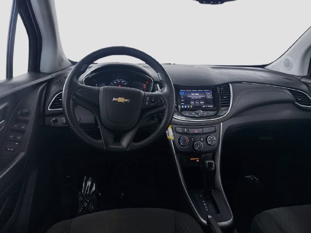 Used 2021 Chevrolet Trax LS FWD image 15