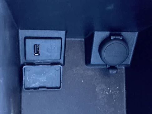 Used 2014 Nissan Rogue S w/ Convenience Package image 32