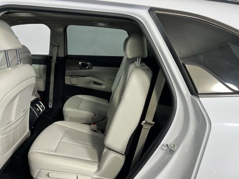 Used 2023 Kia Sorento EX w/ Panoramic Sunroof Package image 22
