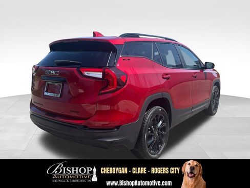 Used 2023 GMC Terrain SLE w/ Driver Convenience Package AWD/4WD image 12