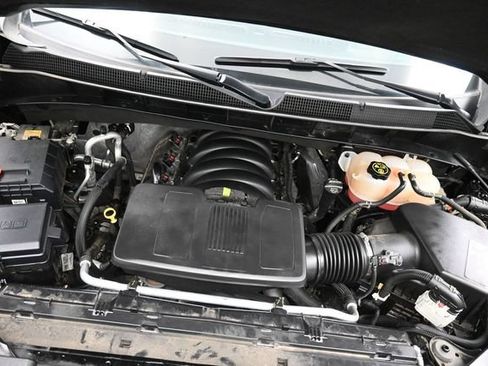 Used 2023 Chevrolet Silverado 1500 High Country w/ High Country Premium Package AWD/4WD image 24