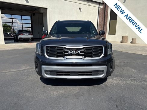 Used 2024 Kia Telluride SX Prestige AWD/4WD image 2