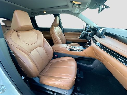 Used 2025 INFINITI QX60 Sensory AWD/4WD image 29