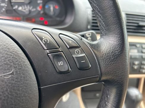 Used 2004 BMW 325Ci Coupe image 20