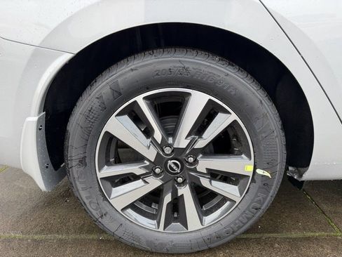 New 2025 Nissan Versa SV w/ Trunk Package image 10