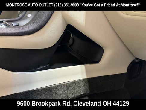Used 2019 Lincoln MKT AWD image 54