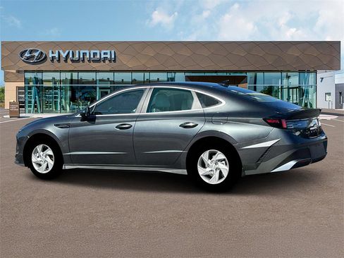 New 2025 Hyundai Sonata SE image 4