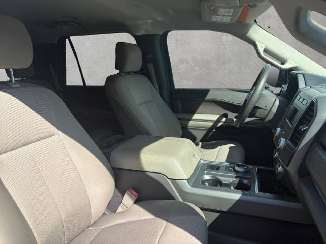 Used 2018 Ford Expedition XLT RWD image 24