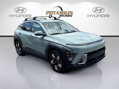 Certified 2024 Hyundai Kona SEL w/ Convenience Package FWD image 3
