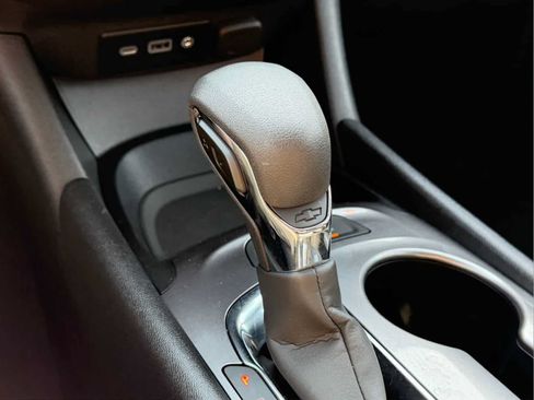Used 2025 Chevrolet Malibu LS FWD image 19