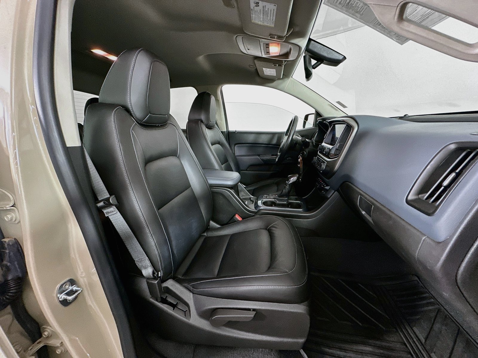 Used 2022 Chevrolet Colorado Z71 AWD/4WD image 28