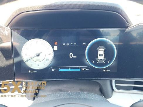 Certified 2024 Hyundai Elantra Limited image 35