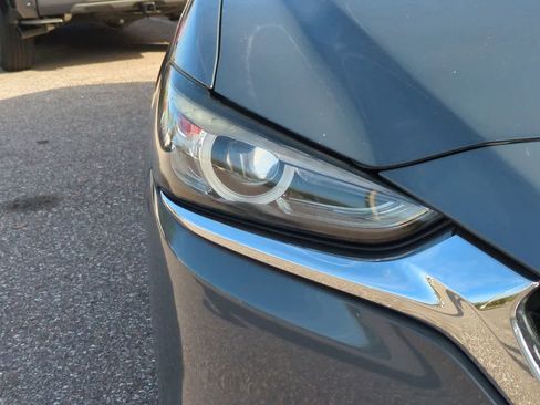 Used 2021 MAZDA MAZDA6 Carbon Edition image 10