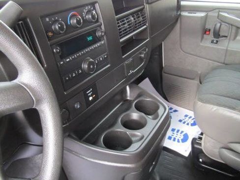 Used 2023 GMC Savana 2500 w/ Driver Convenience Package image 14