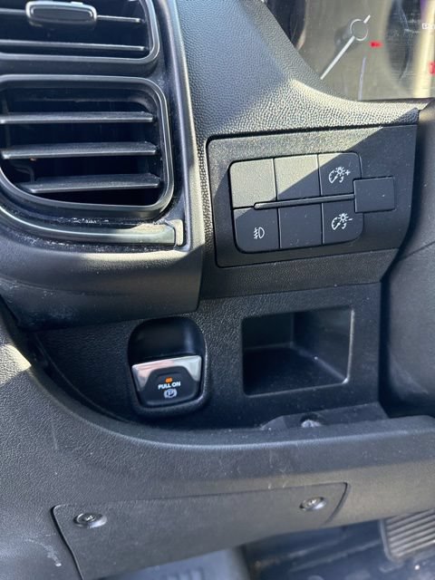 Used 2025 RAM ProMaster 2500 w/ Convenience Group FWD image 16