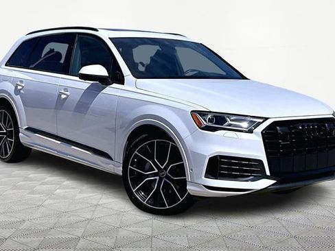 Used 2023 Audi Q7 3.0T Prestige w/ Prestige Package image 9