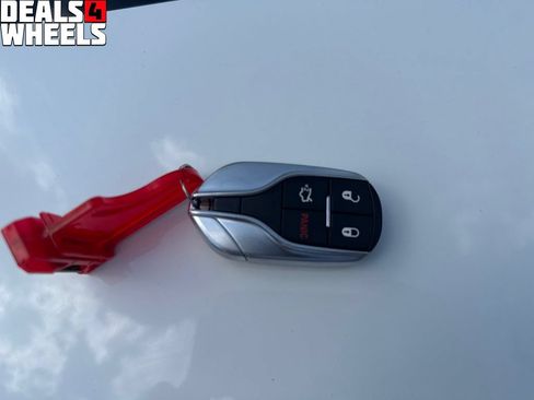 Used 2015 Maserati Ghibli RWD image 30