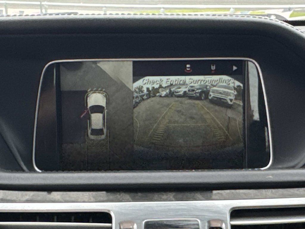 Used 2016 Mercedes-Benz E 400 Sedan image 27