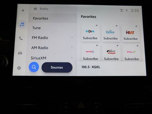 Used 2023 Toyota RAV4 Limited image 35