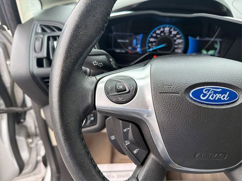 Used 2015 Ford C-MAX SE image 42