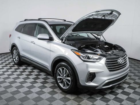 Used 2019 Hyundai Santa Fe XL SE FWD image 33