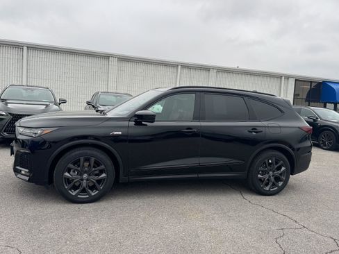 Used 2025 Acura MDX A-Spec image 4