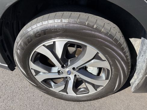 Certified 2022 Subaru Outback Touring XT w/ Popular Package #2 image 10